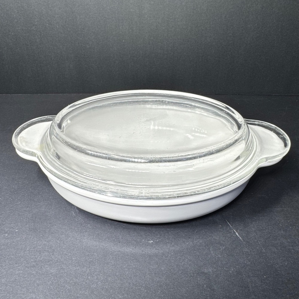 Corning Ware P-14-B White Oval 14 oz Casserole Dish w/ Pyrex P-14-C Glass Lid